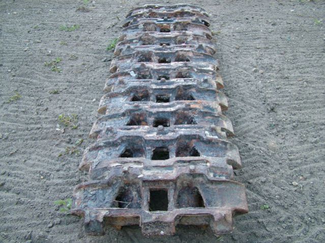 Lánctalp - Feladvány