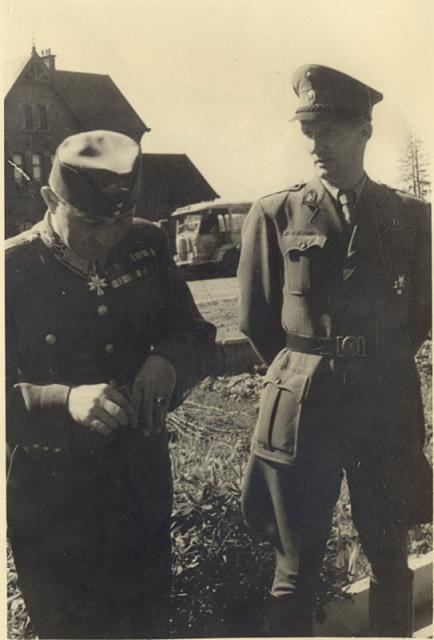 1944 Júl. Bastogne: Magyar és horvát tiszt
