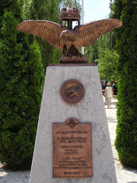Pászthy István hadnagy emlékműve