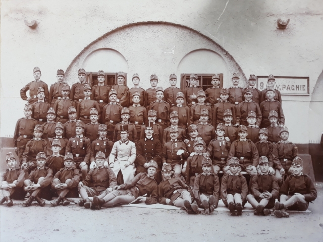 A 9. KOMPAGNIE csoportképen - egy magyar század az I. világháború idejéből