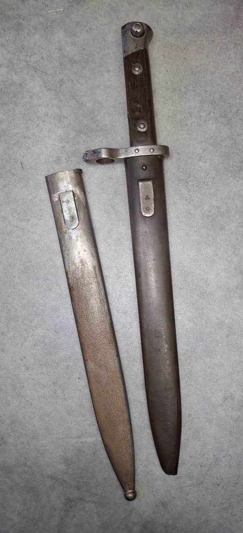 Érdekes M95 bajonett Érdekes M95 bajonett
