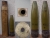 100 mm-es lövedék és lőszerhüvely a fémhulladék-gyűjtő telepről