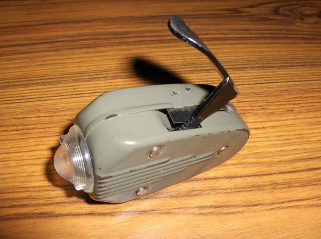 Philips 7424 katonai dinamós lámpa bontatlan állapotban, eredeti Daimon égővel tökéletesen működő állapotban