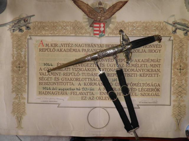 2.Vh időszaka (1920-1945) Repülős altiszti tőr a Horthy korból 2.Vh időszaka (1920-1945) Repülős altiszti tőr a Horthy korból